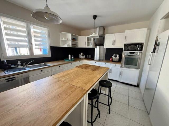 Maison de luxe de 4 pièces en vente à Lunel, Occitanie