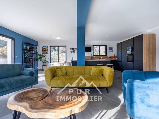 Maison de luxe de 4 pièces en vente à La Muraz, Auvergne Rhône Alpes