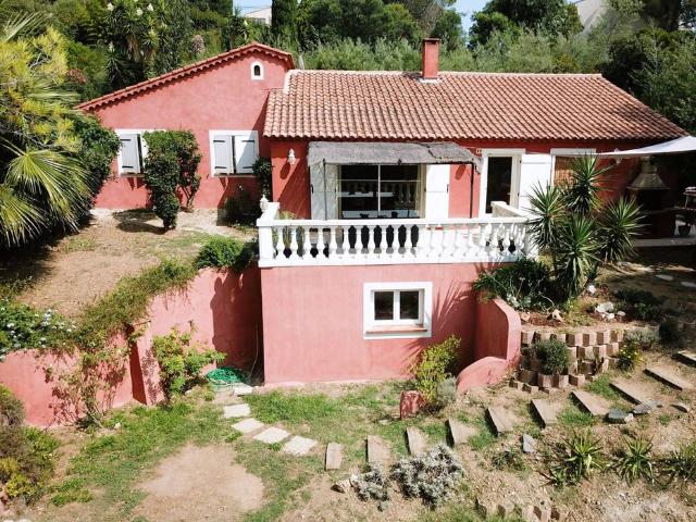 Maison de luxe de 4 pièces en vente à La Croix Valmer, France