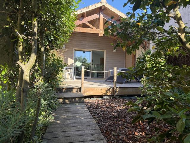 Maison de luxe de 4 pièces en vente à La Rochelle, Nouvelle Aquitaine