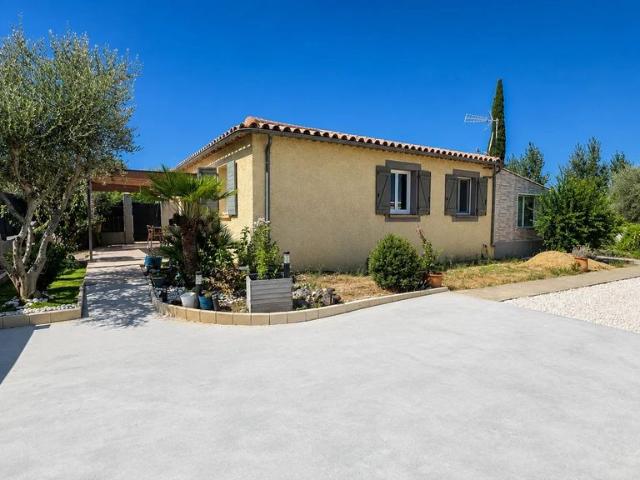 Maison de luxe de 4 pièces en vente à Lambesc, Provence Alpes Côte d'Azur