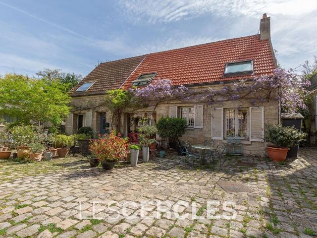 Maison de luxe de 4 pièces en vente à Le Pecq, Île de France