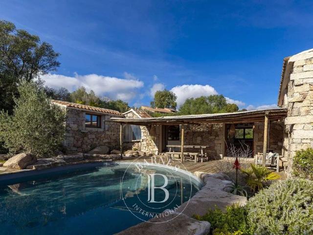 Maison de luxe de 4 pièces en vente à Porto Vecchio, Corse