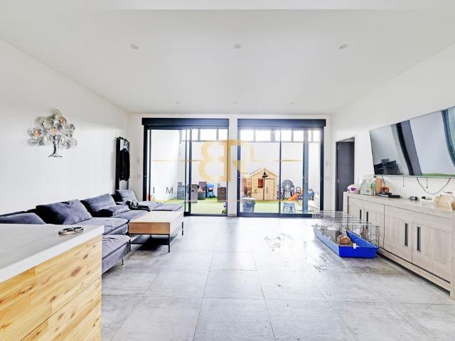 Maison de luxe de 4 pièces en vente à Saint Maur des Fossés, France