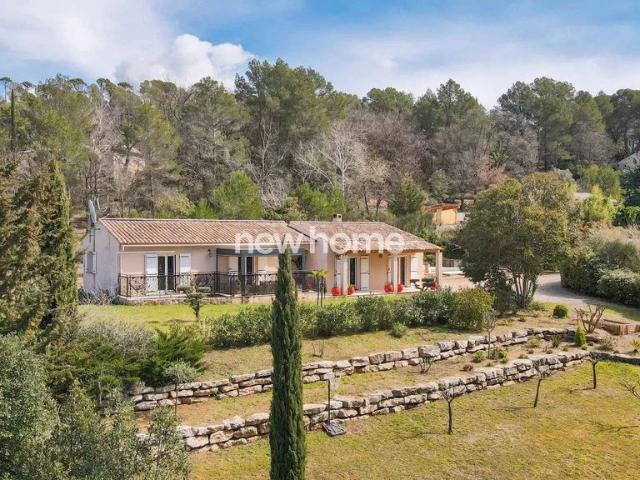 Maison de luxe de 4 pièces en vente à Villecroze, Provence Alpes Côte d'Azur