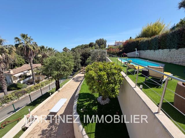 Maison de luxe de 5 chambres en vente à Cagnes sur Mer, France