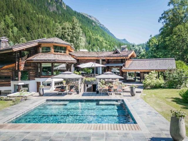 Maison de luxe de 5 chambres en vente à Chamonix Mont Blanc, France