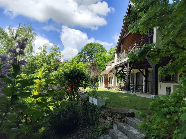 Maison de luxe de 5 chambres en vente à Châteaufort, France