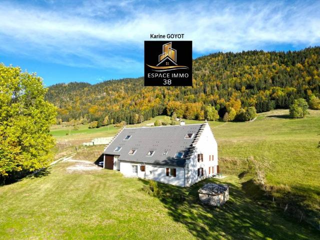 Maison de luxe de 5 chambres en vente à Autrans, France