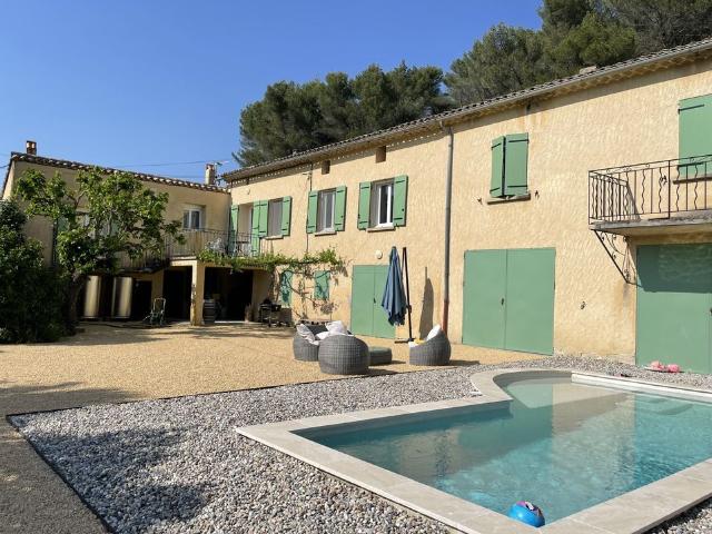 Maison de luxe de 5 chambres en vente à Faucon, Provence Alpes Côte d'Azur