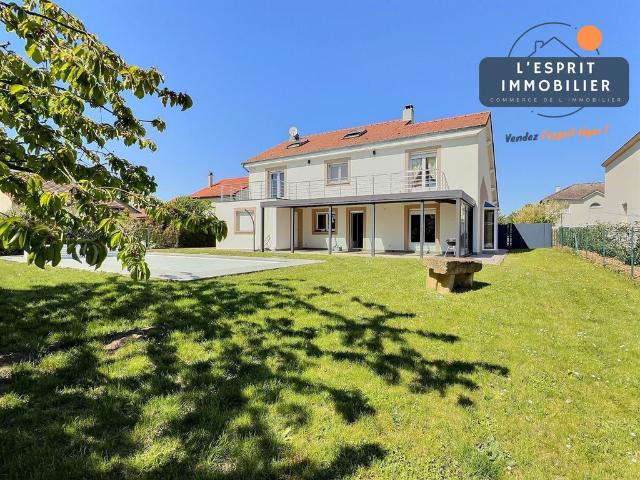 Maison de luxe de 5 chambres en vente à La Maxe, Grand Est