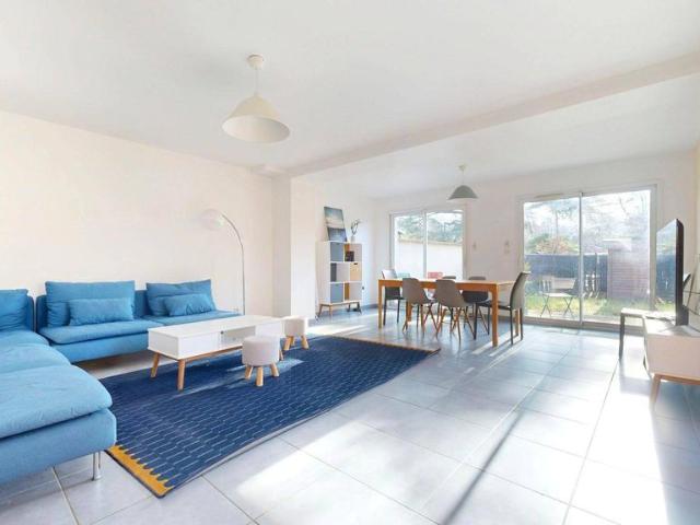 Maison de luxe de 5 chambres en vente à Lyon, France