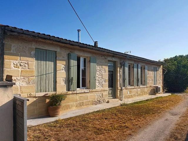 Maison de luxe de 5 chambres en vente à Moulis en Médoc, France