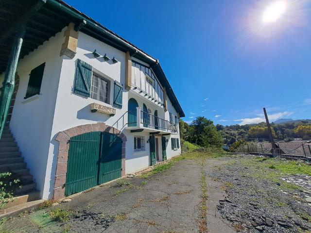 Maison de luxe de 5 chambres en vente à Urrugne, Nouvelle Aquitaine