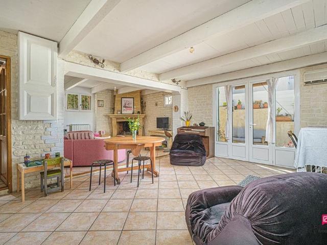 Maison de luxe de 5 pièces en vente à Marseille, Provence Alpes Côte d'Azur