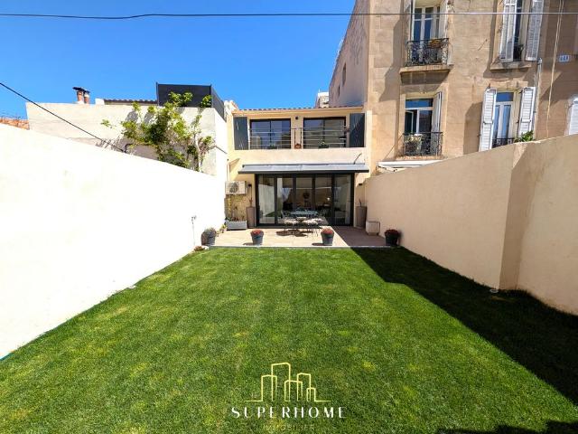 Maison de luxe de 5 pièces en vente à Marseille, Provence Alpes Côte d'Azur