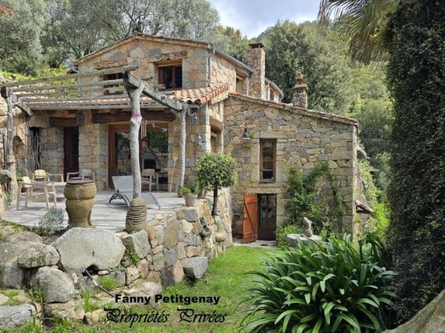 Maison de luxe de 5 pièces en vente à Olmeto, France