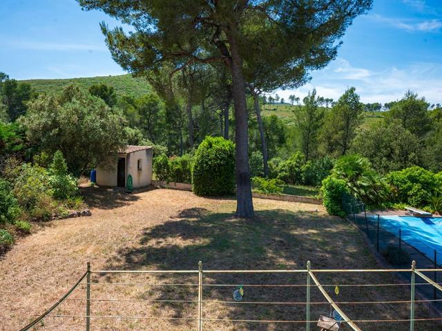 Maison de luxe de 5 pièces en vente à Aubagne, France