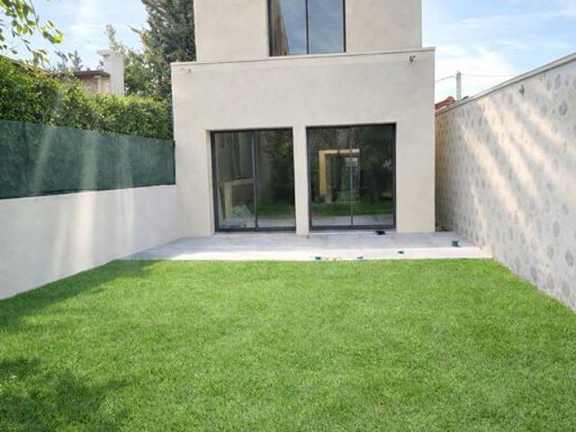 Maison de luxe de 5 pièces en vente à Bagnolet, France