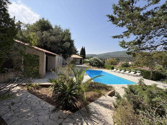 Maison de luxe de 5 pièces en vente à Figanières, Provence Alpes Côte d'Azur