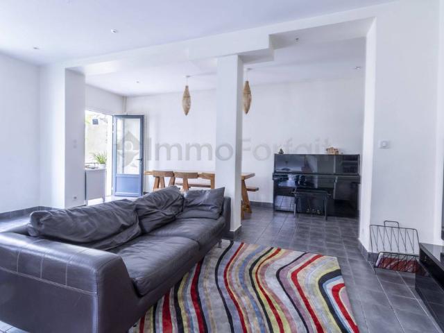 Maison de luxe de 5 pièces en vente à Ivry sur Seine, France