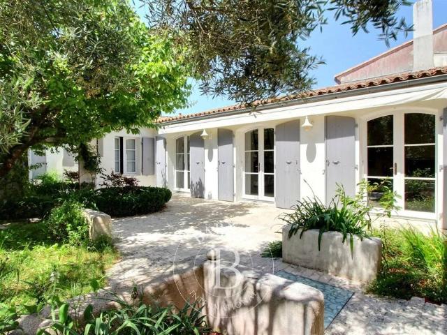 Maison de luxe de 5 pièces en vente à La Couarde sur Mer, Nouvelle Aquitaine