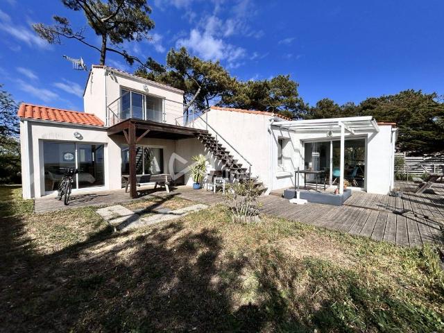 Maison de luxe de 5 pièces en vente à La Tranche sur Mer, France