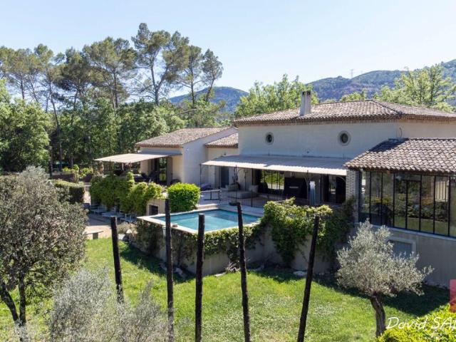 Maison de luxe de 5 pièces en vente à Le Thoronet, Provence Alpes Côte d'Azur