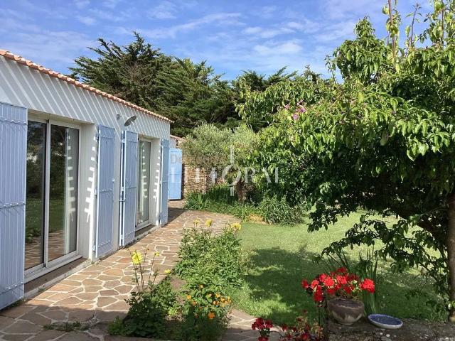 Maison de luxe de 5 pièces en vente à L'Île d'Yeu, France