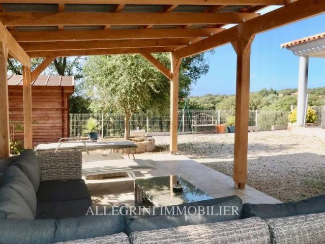 Maison de luxe de 5 pièces en vente à L'Île Rousse, France