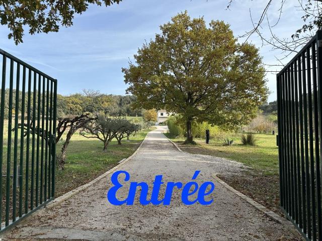 Maison de luxe de 5 pièces en vente à Plaissan, Occitanie