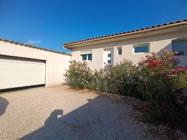 Maison de luxe de 5 pièces en vente à Saint Chamas, France