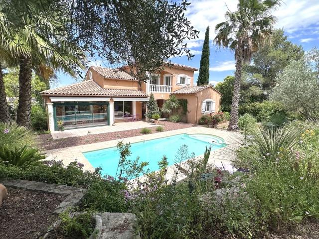 Maison de luxe de 5 pièces en vente à Saint Gély du Fesc, France