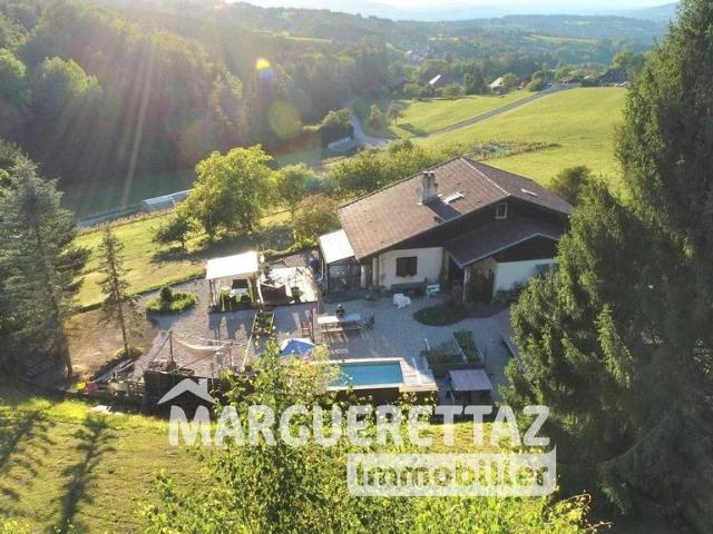 Maison de luxe de 5 pièces en vente à Saint Jean de Tholome, France