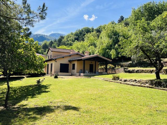 Maison de luxe de 5 pièces en vente à Sospel, Provence Alpes Côte d'Azur