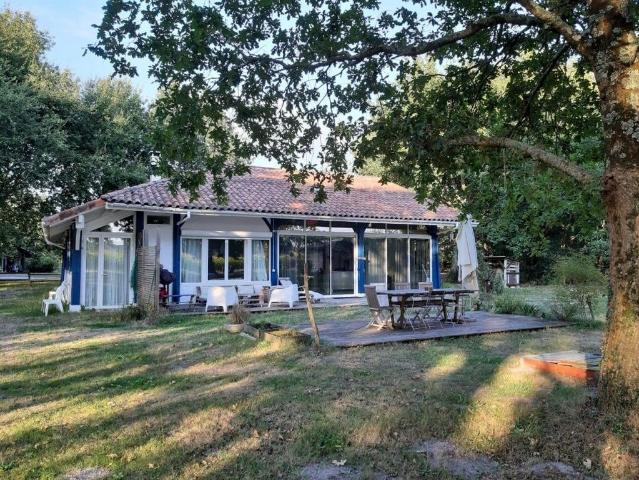 Maison de 5 pièces de luxe en vente à Soustons, France