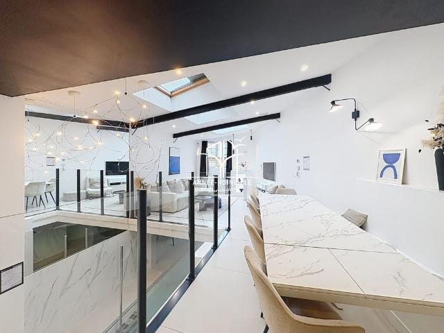 Maison de luxe de 5 pièces en vente à Trouville sur Mer, France