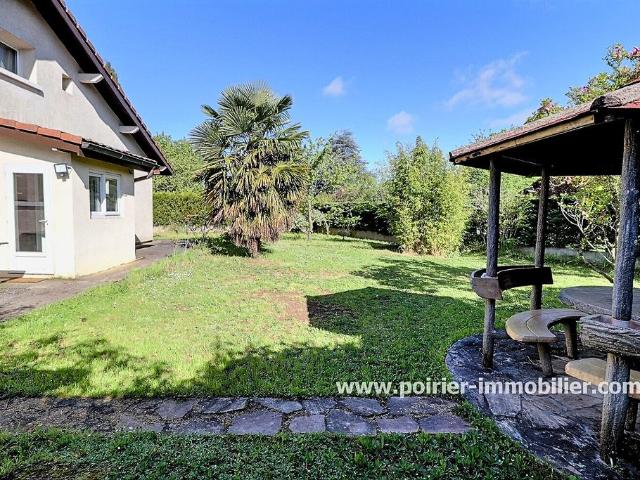 Maison de luxe de 5 pièces en vente à Vétraz Monthoux, France