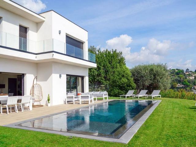 Maison de luxe de 5 pièces en vente à 580 chemin de bouenhoure, Aix en Provence, Bouches du Rhône, Provence Alpes Côte d'Azur