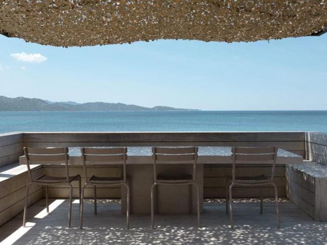 Maison de luxe de 5 pièces en vente Saint Florent, France
