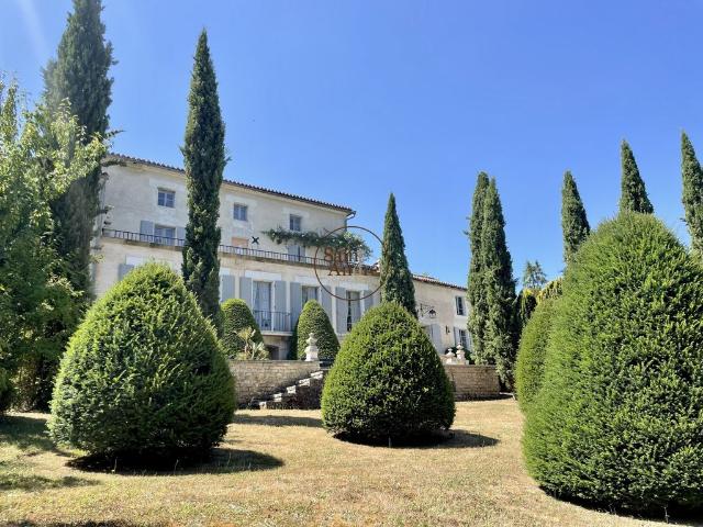 Maison de prestige en vente Rouillac, Nouvelle Aquitaine