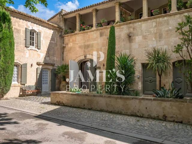 Maison de luxe de 630 m2 en vente Paradou, France