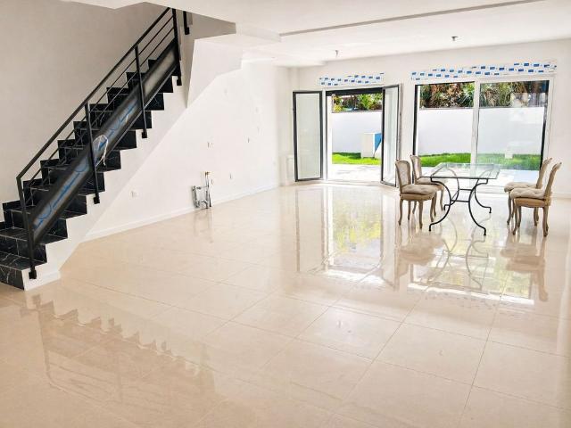 Maison de luxe de 6 chambres en vente à Antony, France