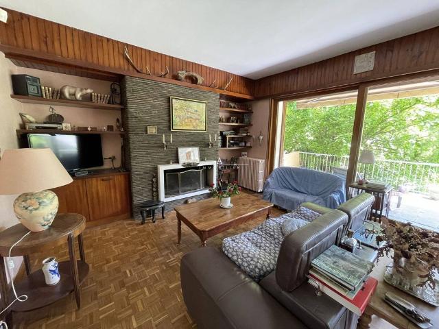 Maison de luxe de 6 chambres en vente à Bagnères de Luchon, Occitanie