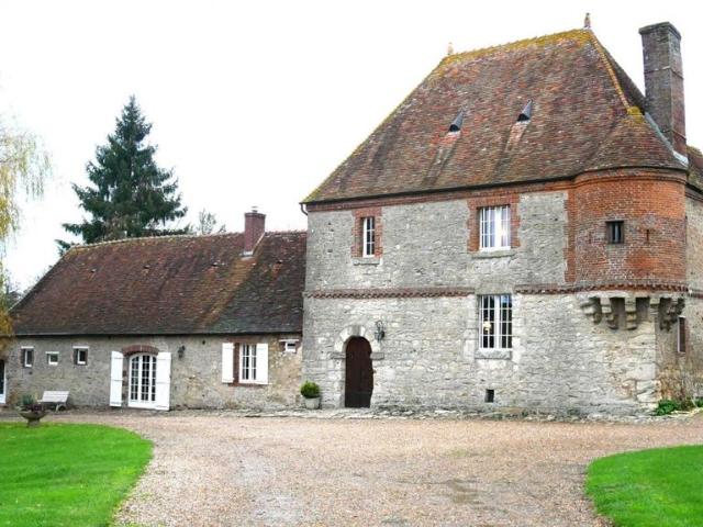 Maison de luxe de 6 chambres en vente à Gournay en Bray, France