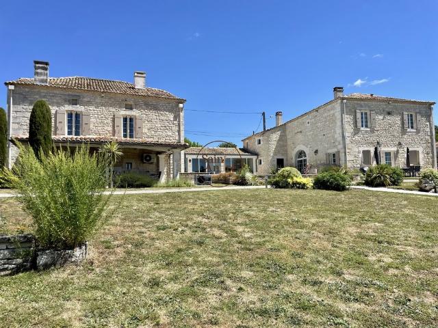 Maison de luxe de 6 chambres en vente à Dirac, Nouvelle Aquitaine