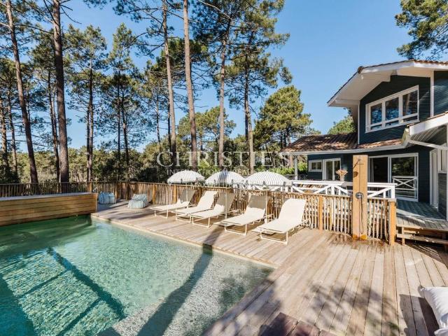 Maison de luxe de 6 chambres en vente à Lacanau, France