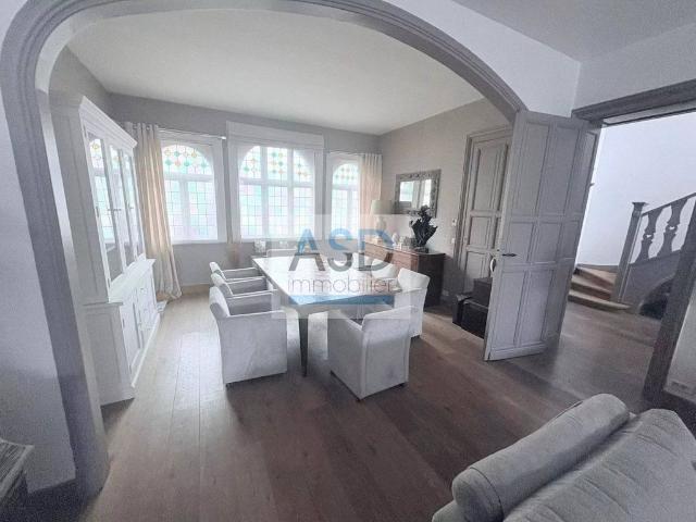 Maison de luxe de 6 chambres en vente à Tourcoing, Hauts de France