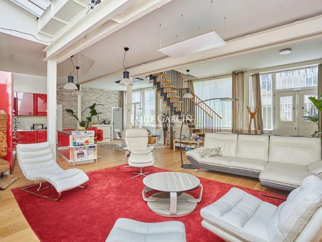 Maison de luxe de 6 pièces en vente à Montparnasse, Alésia, Montsouris, France