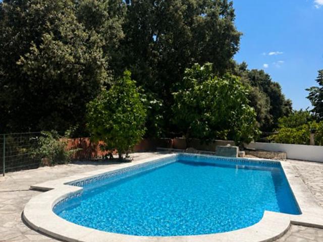 Maison de luxe de 6 pièces en vente à Montpellier, France
